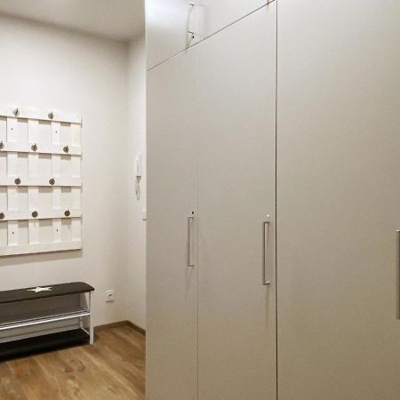 3 Kolory - Pokoje W Mieszkaniu Wspoldzielonym Warsaw Ngoại thất bức ảnh