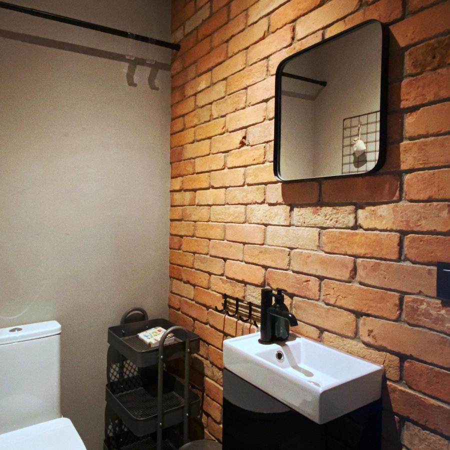 3 Kolory - Pokoje W Mieszkaniu Wspoldzielonym Warsaw Ngoại thất bức ảnh