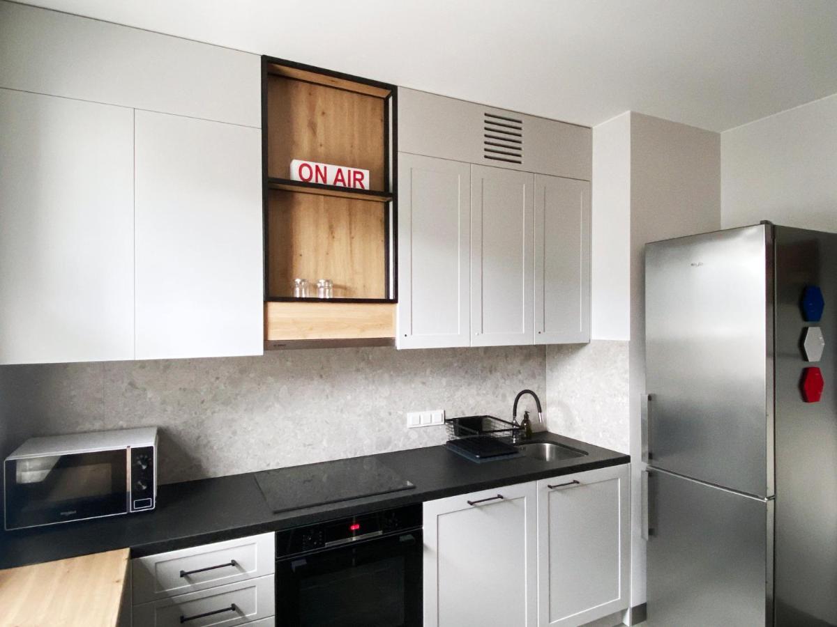 3 Kolory - Pokoje W Mieszkaniu Wspoldzielonym Warsaw Ngoại thất bức ảnh